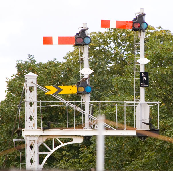 Neasden (Midland) Jct's junction signal