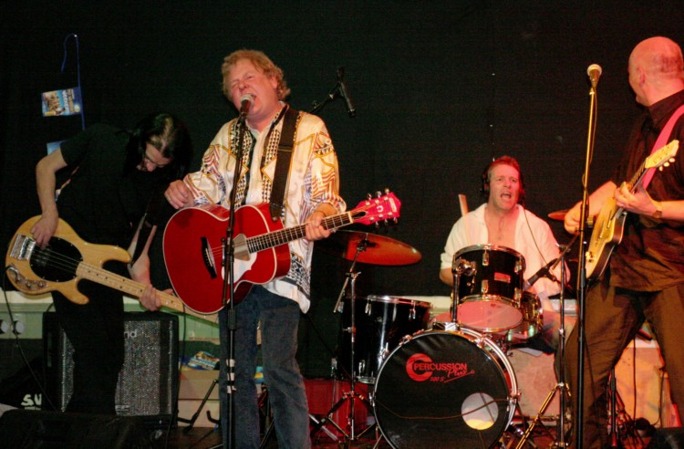 Dave, Conny and the band rock on