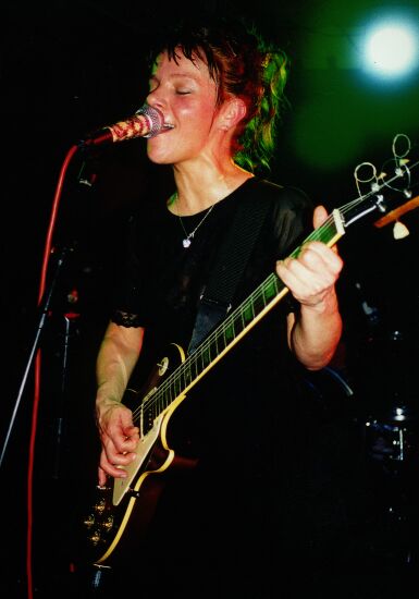 Isabel on song