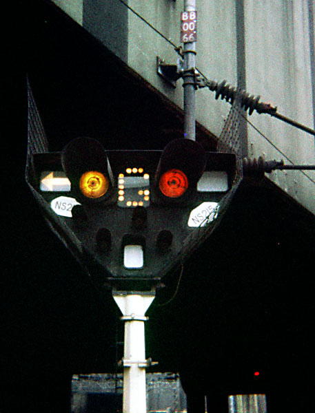 Signal cleared for opposite platform face