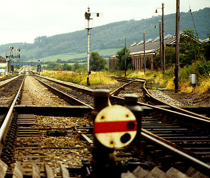 Connection to up sidings