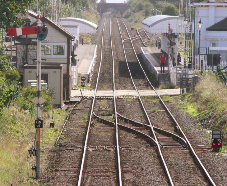 Gobowen level crossing and station
