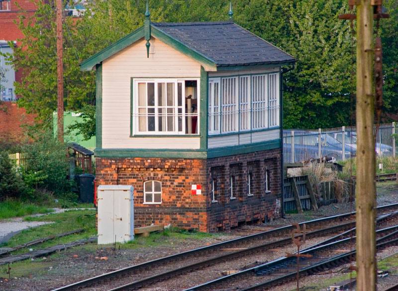 Arpley Junction signalbox