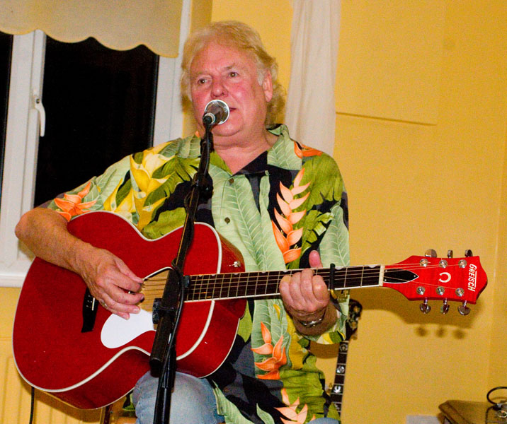 Dave Cousins